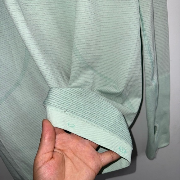 Lululemon Swiftly Tech Long Sleeve Crew size 12 - Picture 9 of 11
